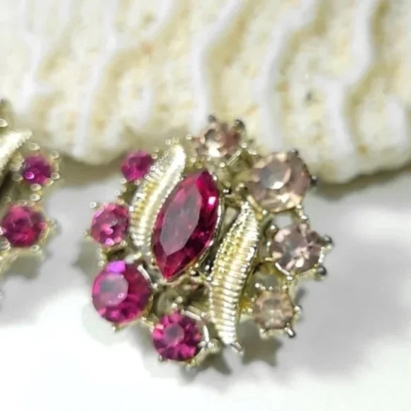 Deep Magenta Rhinestone Vintage Earrings - Picture 2 of 8